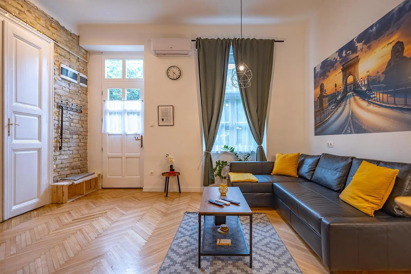 Rumbastic New Apartment - Best Location With Ac Budapest